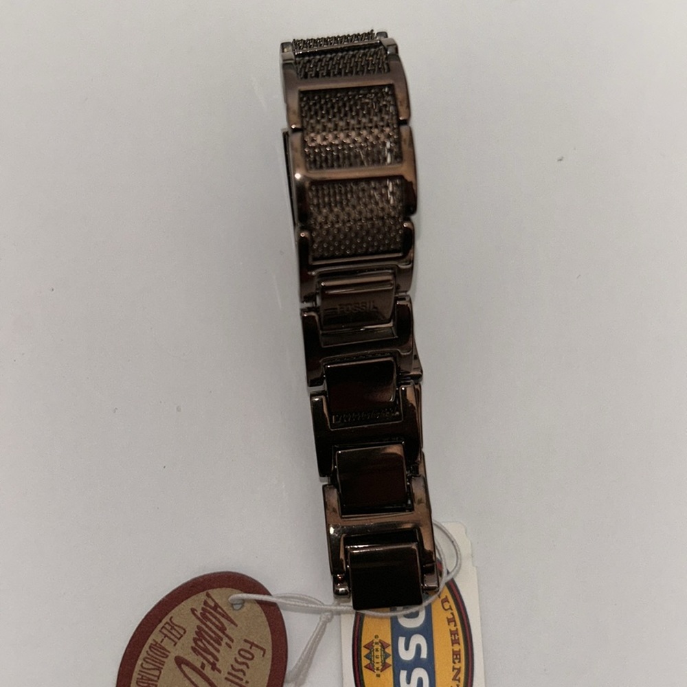 Brand new FOSSIL WATCH . MSRP 85.00 - Picture 5 of 6